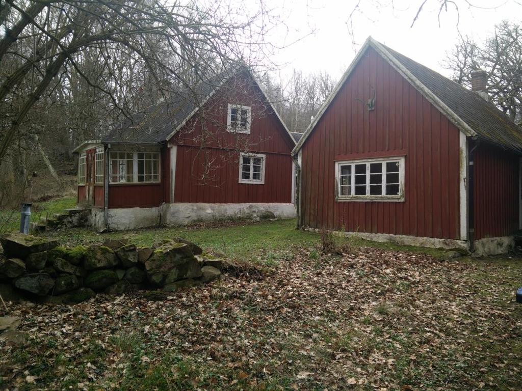 Rivning 1. NV har dragit tillbaka ansökan om avstyckning av de privatägda hus som ligger på statens mark.