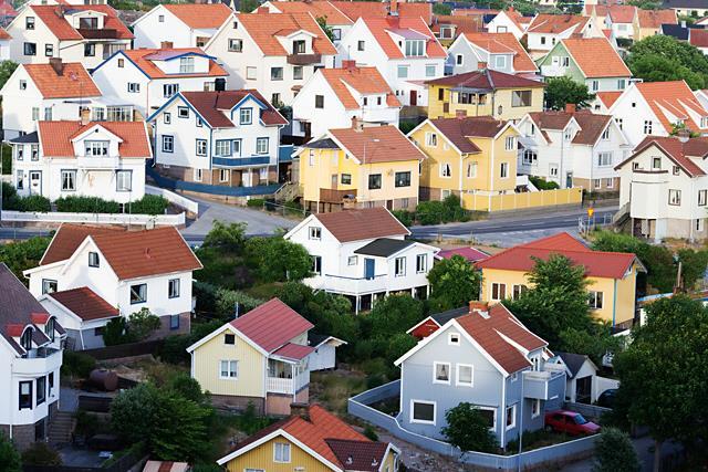 Lista skillnaderna och analysera motsättningarna Om skillnader finns: kontrollera berörkretsen Rapportera in
