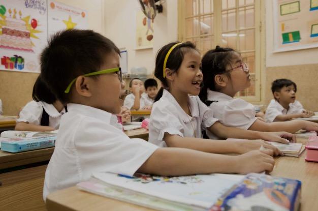 HAPPY -PROJEKTET FÖR HANDIKAPPADE BARN I VIETNAM 2016-2019 August Ludvig Hartwalls stiftelse, Eva Ahlströms stiftelse samt familjen Paulig stöder UNICEFs arbete för handikappade barn i Vietnam August