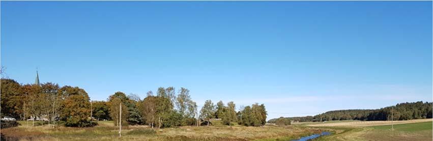 Vägplan samrådshandling, val av lokaliseringsalternativ 2017 12 20 Nossan Genom utredningsområdet rinner ån Nossan, en grund å som slingrar sig fram i det flacka landskapet.