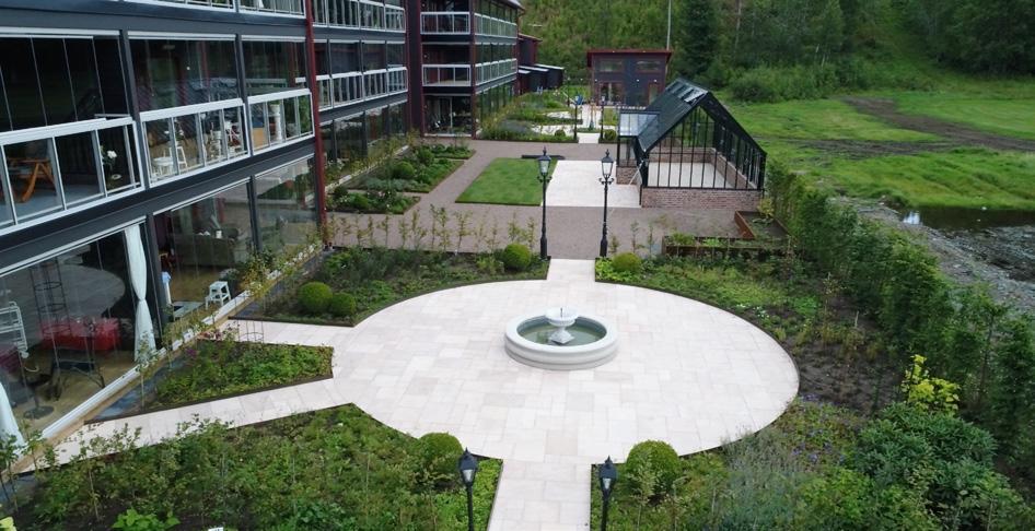 Park & Villas Livsglädje Kvalitet Klimatsmart 1 2 3 Park & Villas bygger inte bara för att bo, utan också för att trivas i en bostadsmiljö där du gammal som ung ska ha din oas.
