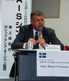 BENNY PETTERSSON Hans idé erövrade världen Benny Pettersson besökte många möten och konferenser för att få stöd för sitt arbete med att få AIS till världsstandard. Här på konferens i Tokyo.