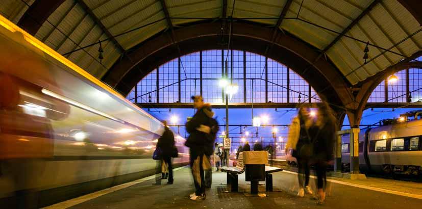 Järnvägsnätsbeskrivningen Järnvägen är en viktig del av Sveriges infrastruktur. För att den ska fungera effektivt behöver järnvägen utvecklas efter de behov som finns.
