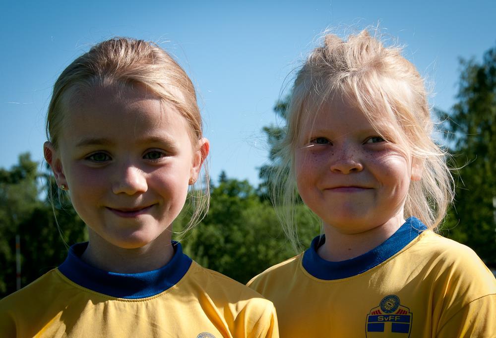 MARIEBO IK:S GULA MÅL! VÅR IDÉ I SAMMANFATTNING Mariebo IK a r en fotbollsklubb fo r barn och ungdomar och deras fo ra ldrar.