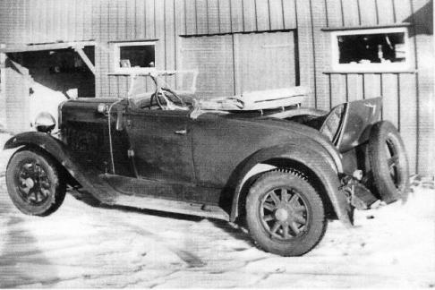 Nash - en seilduk over karosseriet. Per hadde sånn med den samme reklamen. Det er 4-dørs 1931 type B-660 i original.