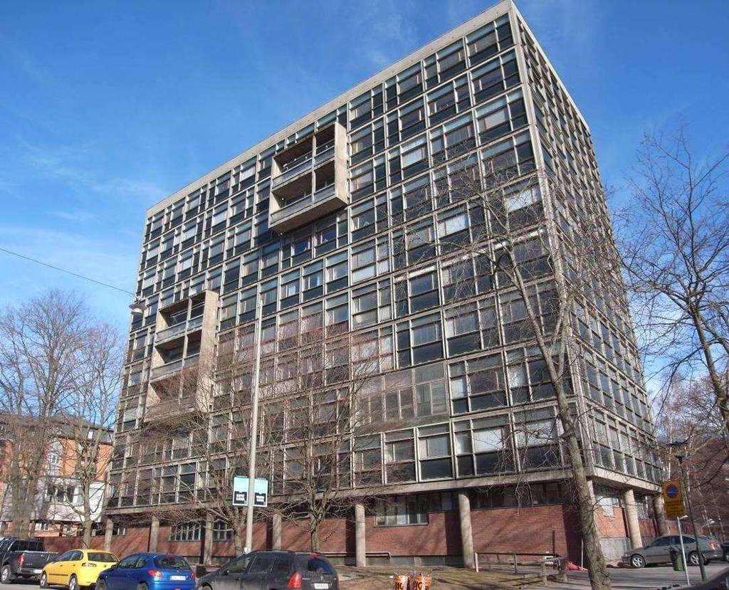 Fasad mot Mariebergsgatan 2012 Inledning Lärlings- och yrkesskolestyrelsens storstilade satsning Yrkesskola för husligt arbete och sömnad invigdes 1960 i en första etapp.