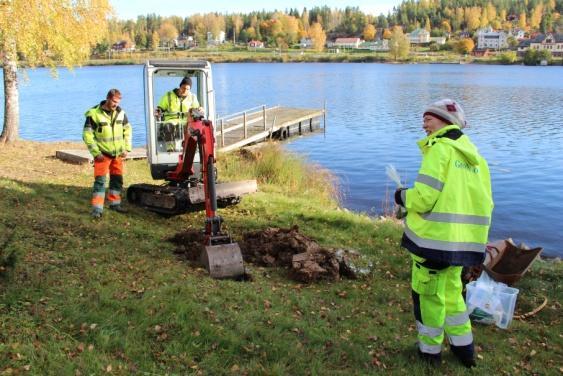 vit ring i bildens mitt.
