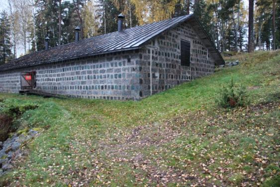 Grävning för prov J12-10.