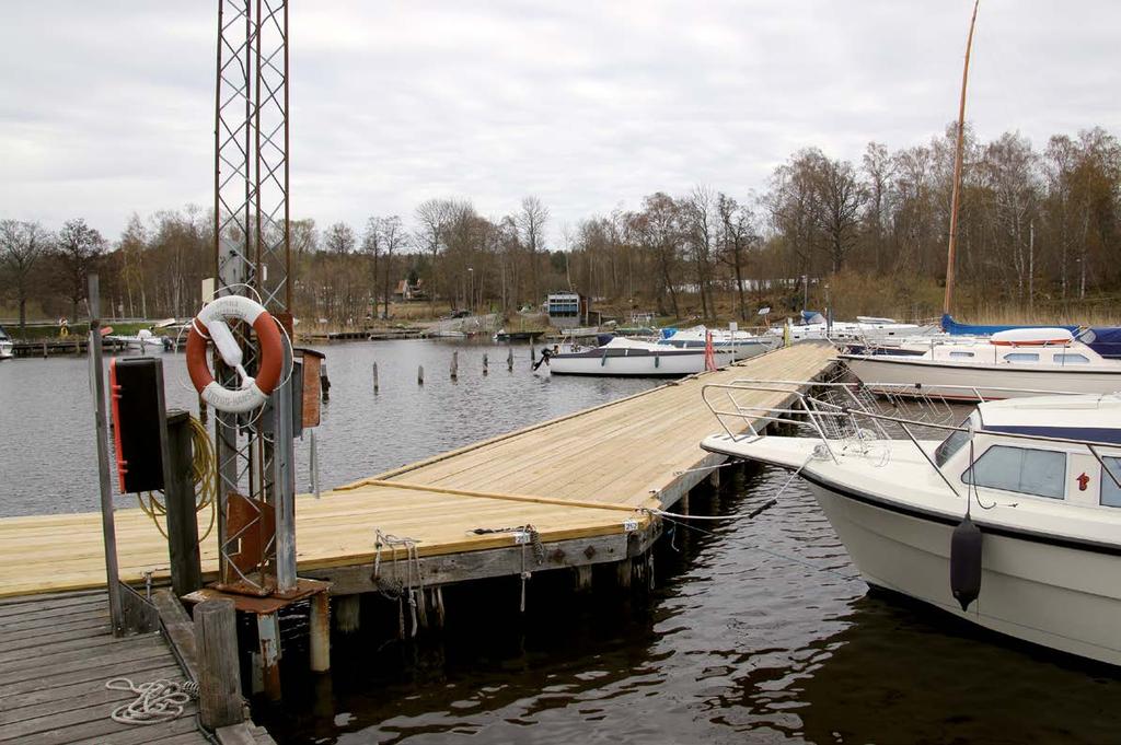 200-bryggans överdel och byggt ut 700-bryggan