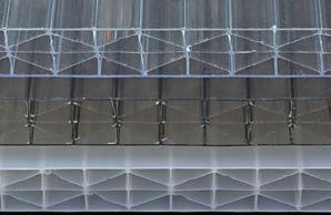 U-värde: 1,2. Halle väggbeslag Plåt för tätning mellan husvägg och tak eliminerar vattenläckage i skarven mellan hus och tak.