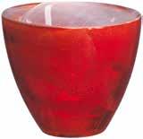 butikspris: 129,00, 16 Candy ljuslykta, röd Infärgat glas. En snygg dubbelfärgad ljuslykta i glas från Sea Glasbruk.