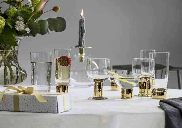 Club champagneglas 4-pack Munblåst glas. Champagneglas i Sagaforms ikoniska och unika club-design. Glasen säljs i en elegant, färdig presentförpackning och gör garanterat succé som gåva!