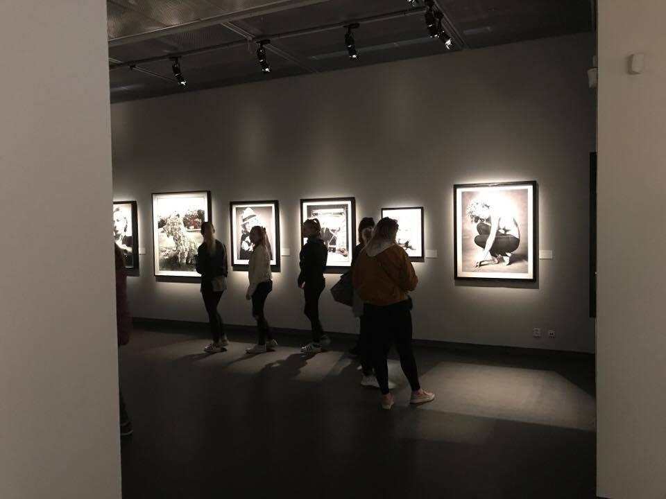 Ett annat lyckat studiebesök var till Haléns fotostudio här i