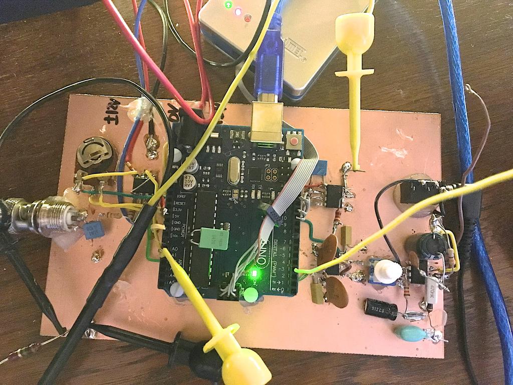 Det handlade om ett ing angssteg med lite f orst arkning, en snabbare digitalomvandlare a n vad ATmega328p har internt, ett efterf oljande l agpassfilter och en audiof orst arkare f or att kunna