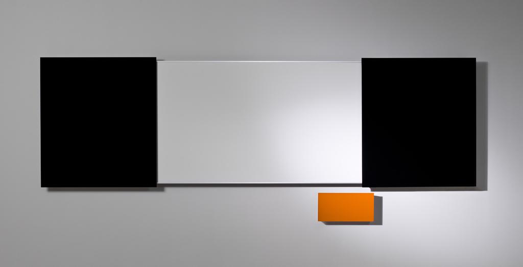 Produktkatalog Configura 2015 Konferensskåp M5 Konferens M5 Konferens är ett modernt konferensskåp med glasemaljerad skrivtavla och skjutbara glasdörrar. Dörrarna är magnetbärande och skrivbara.
