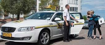 Sittande sjuktransport,