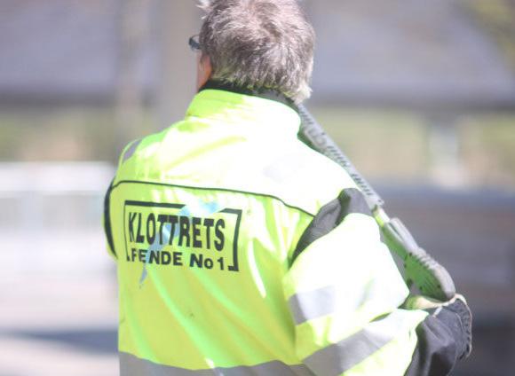 SOPKÄRLS & SOPRUMSTVÄTT VÅRA TJÄNSTER Sopkärlstvätt Miljötvätt i Malmö Miljötvätt är vårt helägda dotterbolag som utför tjänster