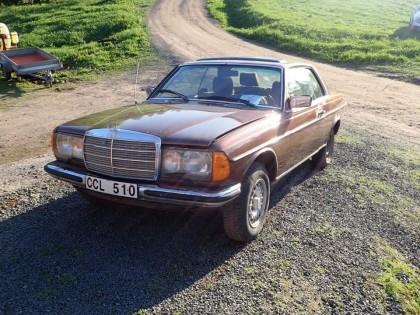 Mercedes 280 ce, årsmodell 1978