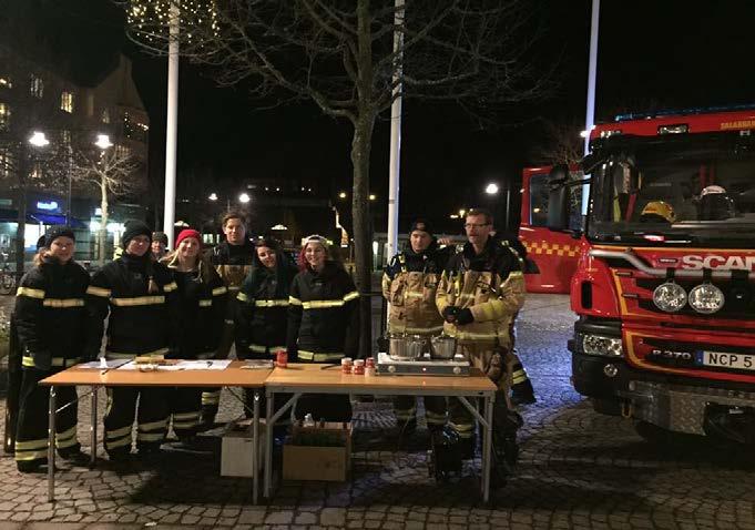 Ungdomsbrandkår (UBK) i VSR Vid nationaldagsfirandet i Katrineholm deltog UBK tillsammans med räddningstjänsten i stadsparken med ansiktsmålning för barnen och en station för att skjuta prick med
