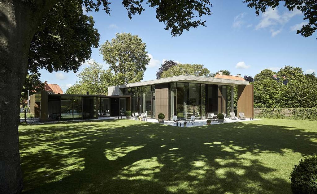 Privat villa, Hasseris, Danmark Moderne udtryk Villa i Hasseris På en af Aalborgs bedste adresser er der opført en helt ny elegant villa i eksklusive og langtidsholdbare materialer.