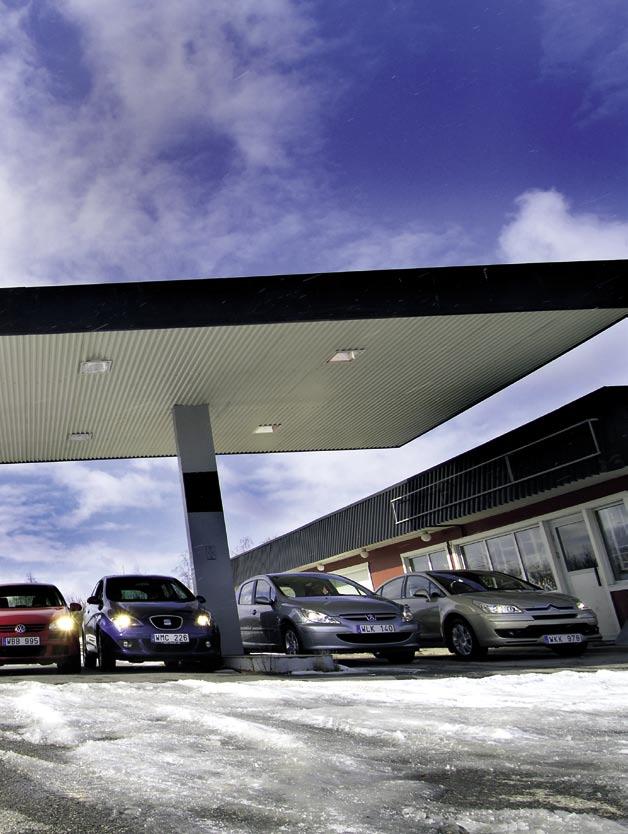 När Volkswagen i mitten sjuttiotalet skapade Golf-klassen så var bilarna avgjort mindre än idag.