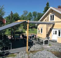 8, Må-lö 9-19, sö 12-19, 13.8-26.8, må-fre 10-17, lö 10-14 Livsmedel, bränsleautomat, gasflaskor med mera i direkt anslutning till hamnen.