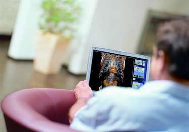 cin), biomedicinska analytiker, röntgensjuksköterskor, men även av många andra som neurologer, onkologer, kirurger, sjukhusfysiker och radiokemister.