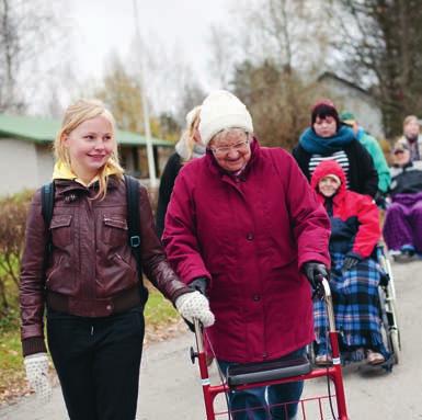 12 VÄNSKAP GER GLÄDJE I vår vändagskampanj lyfter vi år 2015 fram vikten av möten mellan