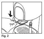 Montera maskinen efter uppackning Sätt in kapselhållaren i maskinen (Fig.1) Dra ner låshandtaget så långt det går (Fig.2).