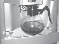 5. DRIFT; (Bryggning av kaffe i kanna). Eminence (Bryggning av kaffe i kanna). 1. Placera en kanna i centrum på gallret i spillbrickan, genom att fälla upp kopphyllan. 2.