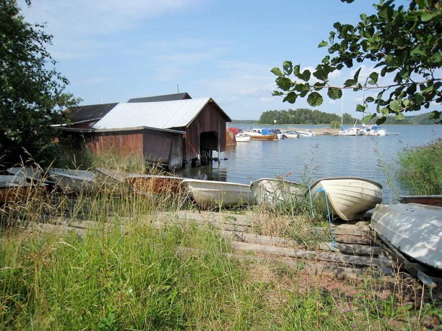 och ekonomiplan - Ekonomiplan - Bibliotek och kultur Fortsatt bra service i biblioteket med mål att öka öppettiderna och satsa på uppsökande verksamhet.