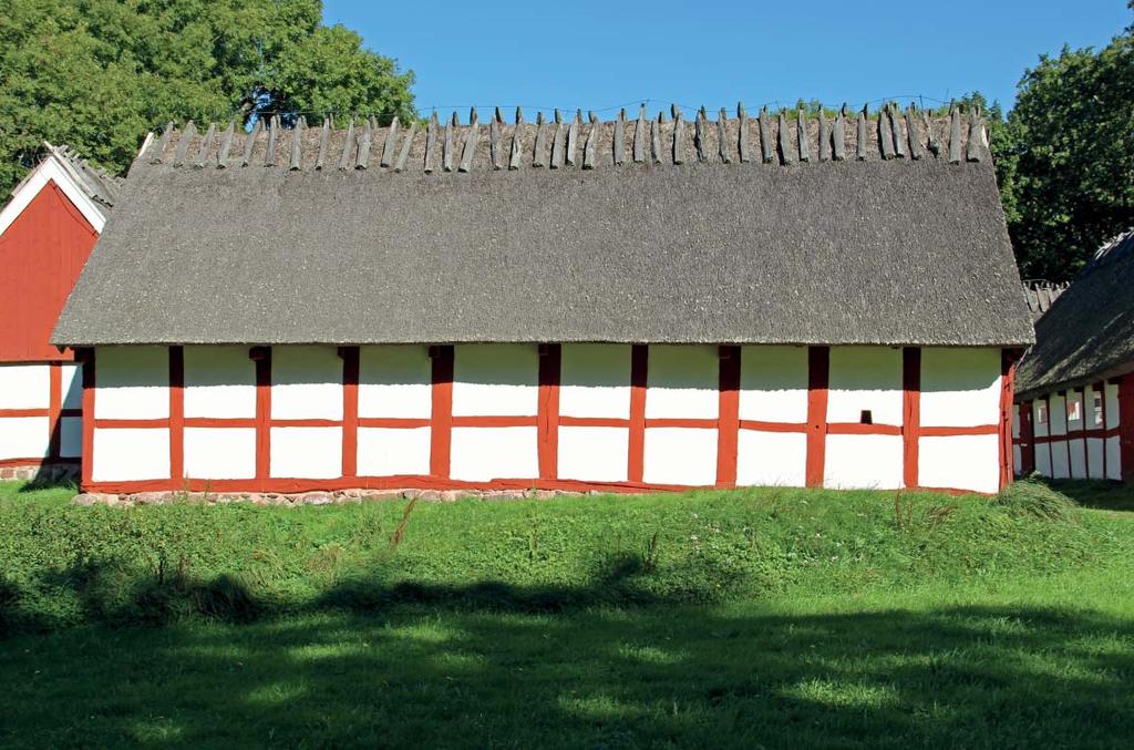 Den södra längan efter renovering. Kulturhistorisk bedömning Renoveringsarbetena har utförts med traditionella material och metoder.