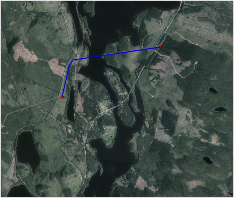 Figur 2: Befintlig luftledning mellan Rojkatjärnen och Bredviksnäset (blå heldragen linje). Röda punkter markerar ändpunkterna på den aktuella ledningssträckan. 1.