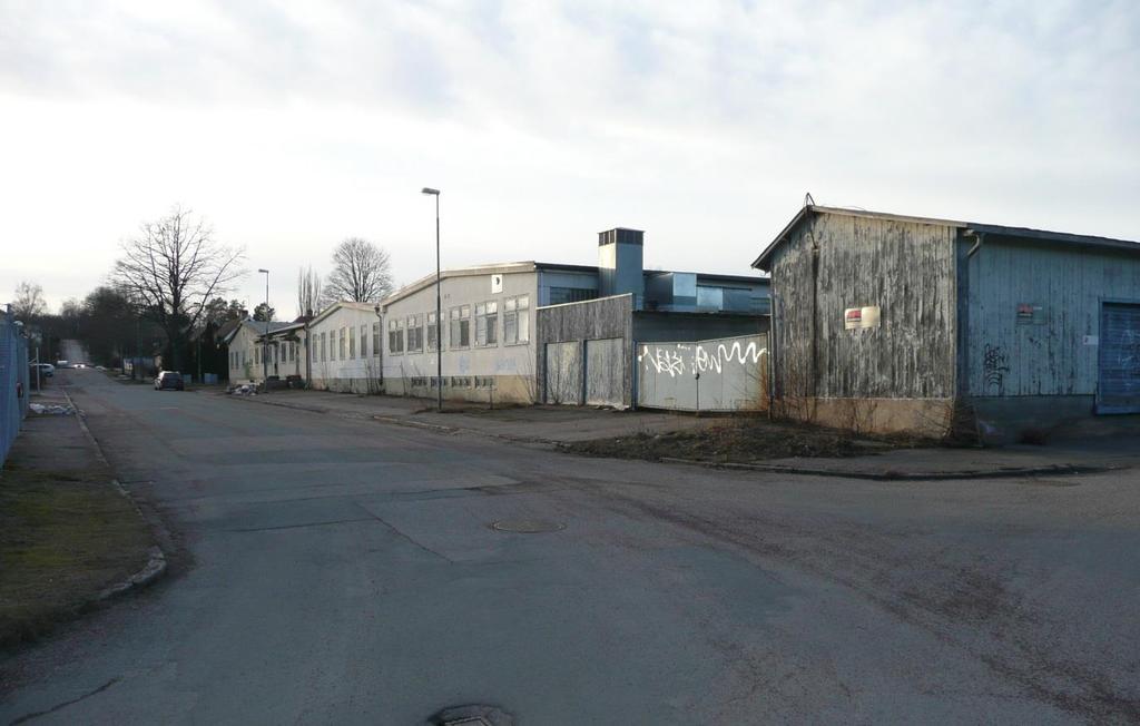 Med buss nås området lättast med linje 42 (Tranås centrum-fröafall-tranås centrum) där närmaste hållplats finns sydväst om planområdet på Sveagatan samt i nordväst på Torsgatan. 6.