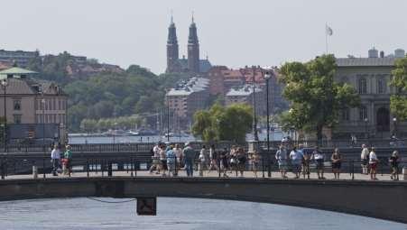 Resultatredovisning Rapporten presenterar ett urval frågor från undersökningsresultatet som handlar om brott och utsatthet för brott.