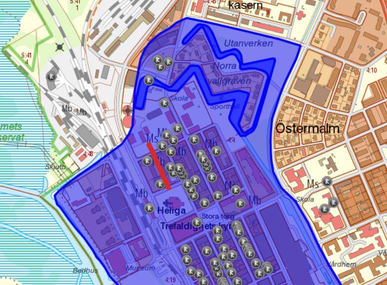 Figur 3. Utdrag ur FMIS med schaktsträckning längs Teatergatan markerad. Kristianstad är Nordens första exempel på en konsekvent genomförd renässansstad (Stewenius 1984:105).
