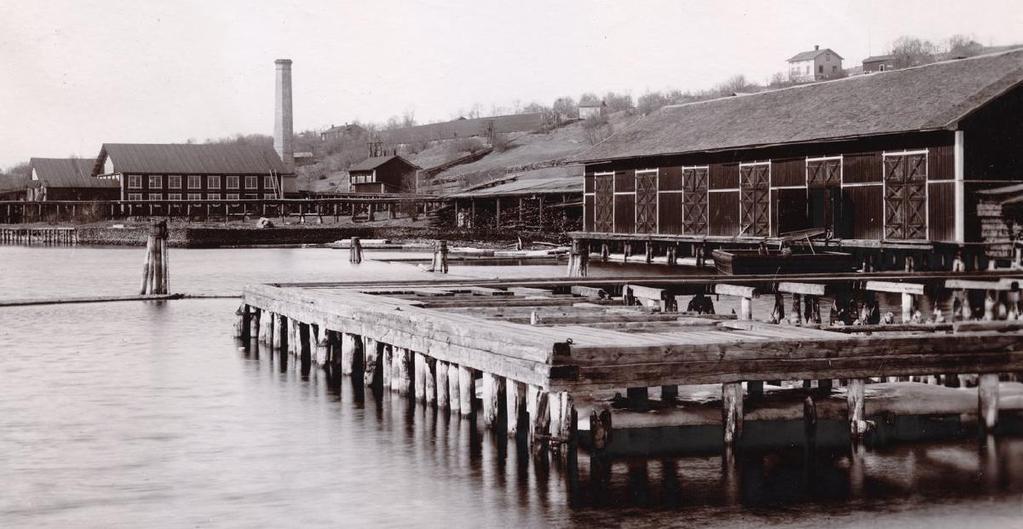 4 1956 Avstyckning från Alnö-Nysäter 3:1 till Alnö-Nysäter 3:2. Ägare av den nya fastigheten var Aktiebolaget Viskosprodukter.