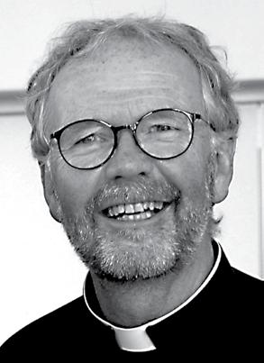 Pastor och församlingsföreståndare: David Hjelmqvist Mobil: 0703-58 48 88 E-post: david.hjelmqvist@ equmeniakyrkanhovslatt.se Pastor: Mogens Nielsen Mobil : 0706-83 76 98 E-post: mogens.