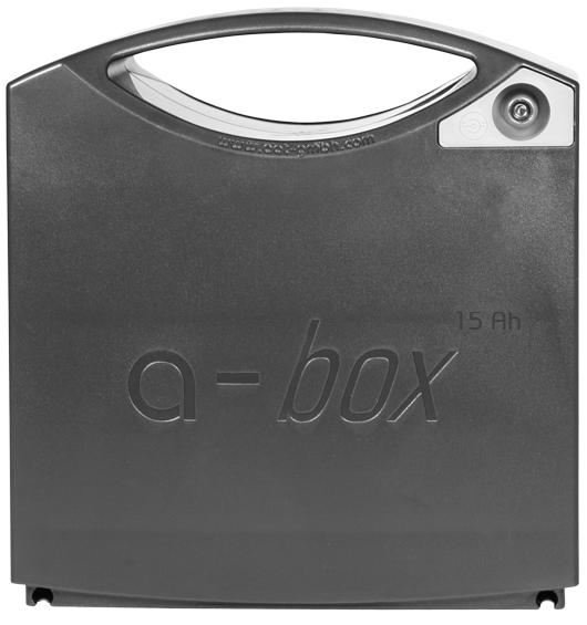 6 Batteripack/manöverenhet Batteripa cken och ma nö ver en het till max-e är un der hålls fria och upp - laddnings ba ra. Deras livslängd är beroende av antalet laddnin gar. 6.