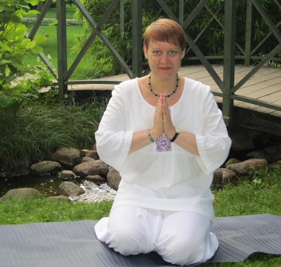 Klockan 14-15 Nyfiken på Tai Chi Quan? Då är du välkommen att pröva nu. Gudrun Gylling berättar om och lär oss grunderna i denna gamla kinesiska rörelseform.