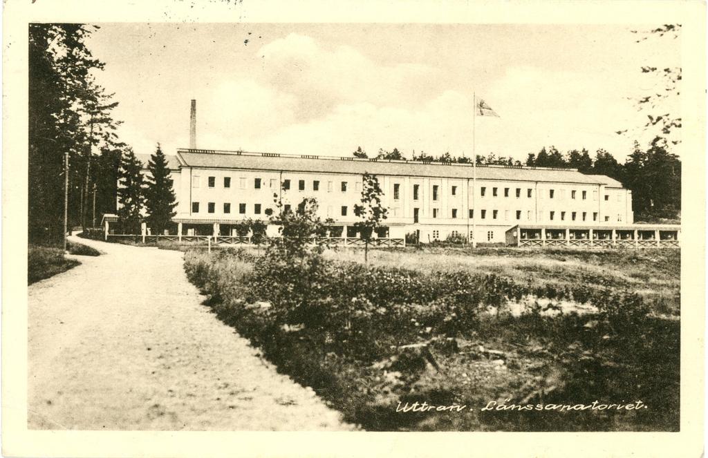 Uttrans sjukhus/länssanatorium Uttrans sjukhus, tidigare Stockholms läns Tuberkulossjukhus eller Länssanatoriet, togs i drift 1923.