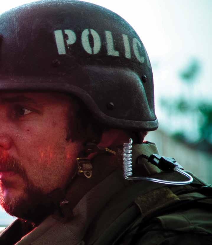 RECON M24 RECON M18 Recon M24 och M18, fickkikare för taktisk och allmän användning vid mörkerseende, har exceptionella