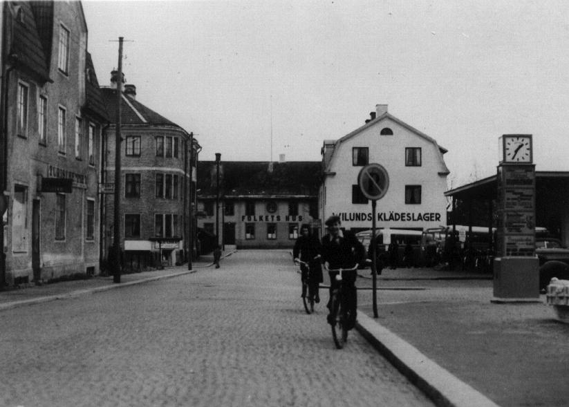 Vasagatan 1909 Namnet Vasagatan har ett historiskt ursprung. Liksom flera andra gator på Hagalund tillkom den omkring sekelskiftet då intresset för fäderneslandets historia var stort.