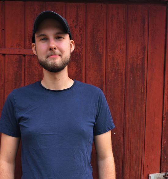 Är sugen på att dra i såväl indisk som österikisk matkultur i vår pub! G eller H? G Studerar: Orientaliska programmet med inriktning mot Hindi.