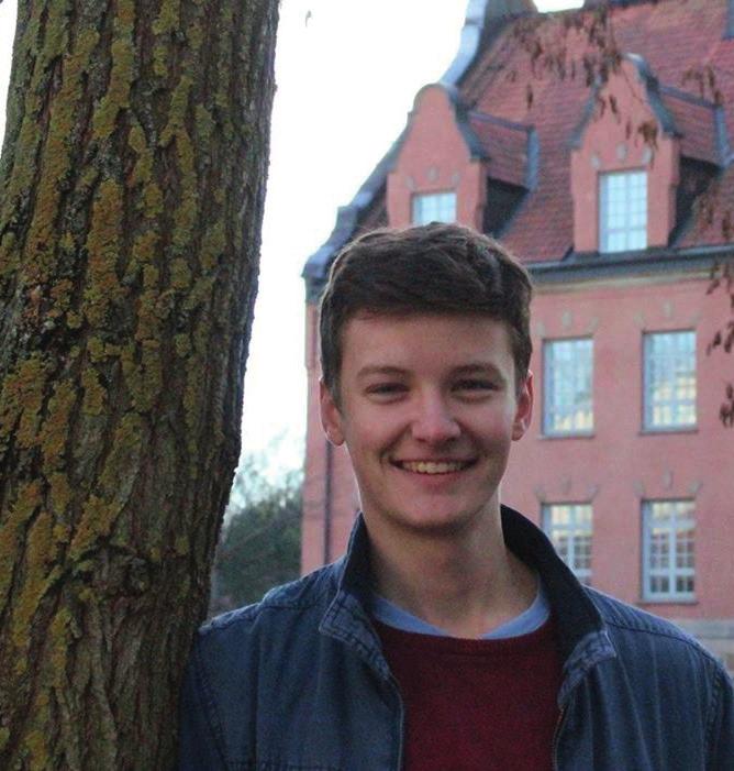 Namn: Lovisa Wahlund Titel: Klubbverkare Bästa GH-minne: Så trött och dålig humor att det blir kul i köket under sommarrestaurangen.