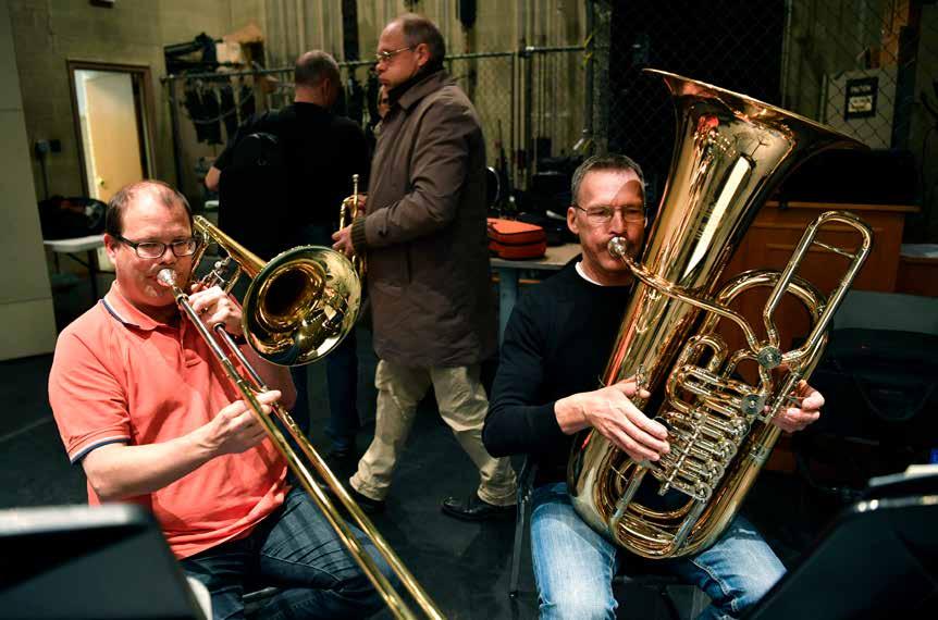 Förklädd gud den 27 april, våra julkonserter eller Beethovens 5:e symfoni den 19 januari. RESERVERADE SITTPLATSER Du får en egen plats i salen på varje konsert!
