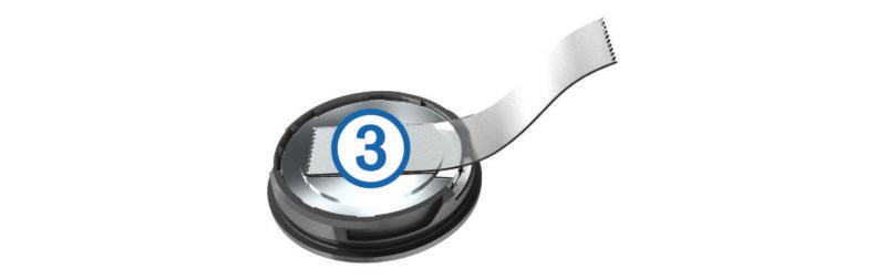 TIPS: Du kan använda en tejpbit Â eller en magnet för att ta bort batteriet från locket. 4 Vänta i 30 sekunder. 5 Sätt i det nya batteriet i locket i rätt polriktning. Obs!