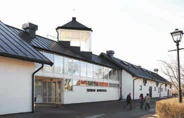 Årets samlingsutställning bjuder på många fina överraskningar. På nedre plan huserar Kjell Engman med kollektionen Kuben. Skulpturalt glas i världsklass!