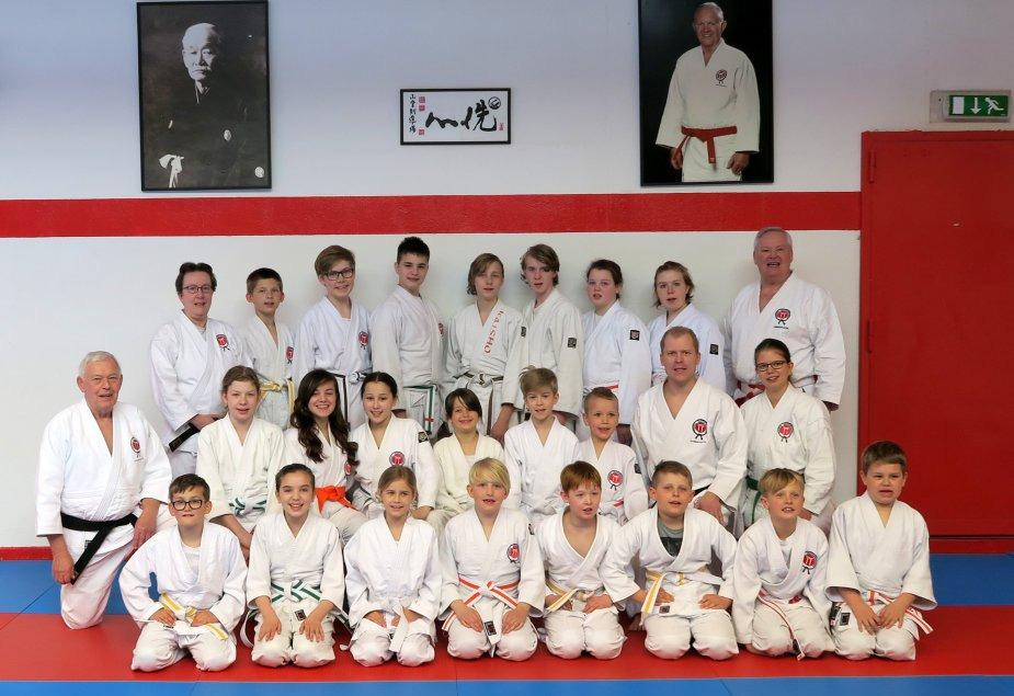 Ungdomsläger, Ängelholm firar 40 år I år 14/4 firade Ängelholms Jiujitsklubb 40 år som SJF-klubb. Detta måste ju firas på något sätt. Vad är väl bättre än ett läger att fira med.