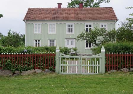 vänster.